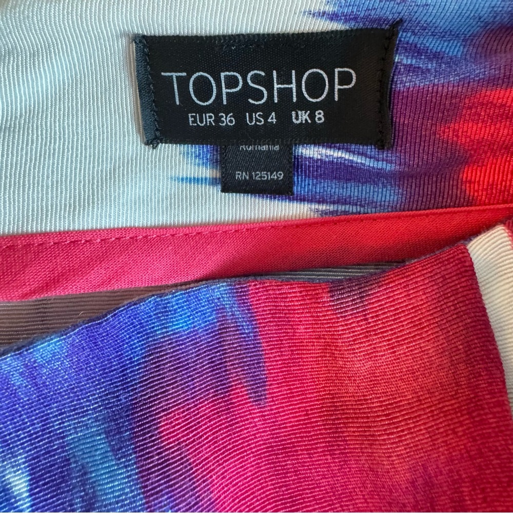 TopShop Multicolor Abstract Print Mini Micro Skirt Size 4 Preppy - Picture 4 of 6